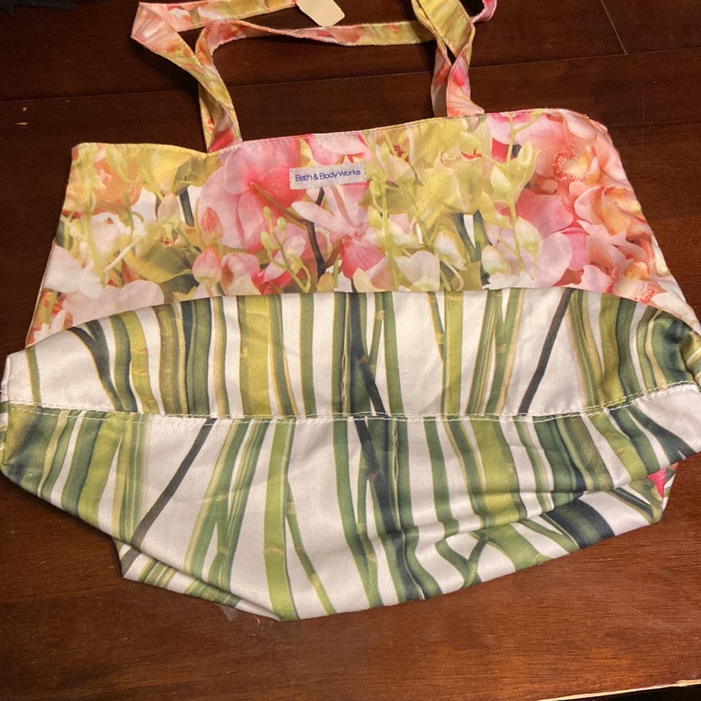NWT Bath & Body Works tote bag - Picture 7 of 9